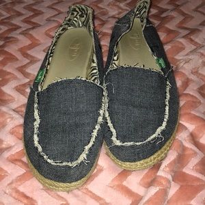 Distressed denim shoes